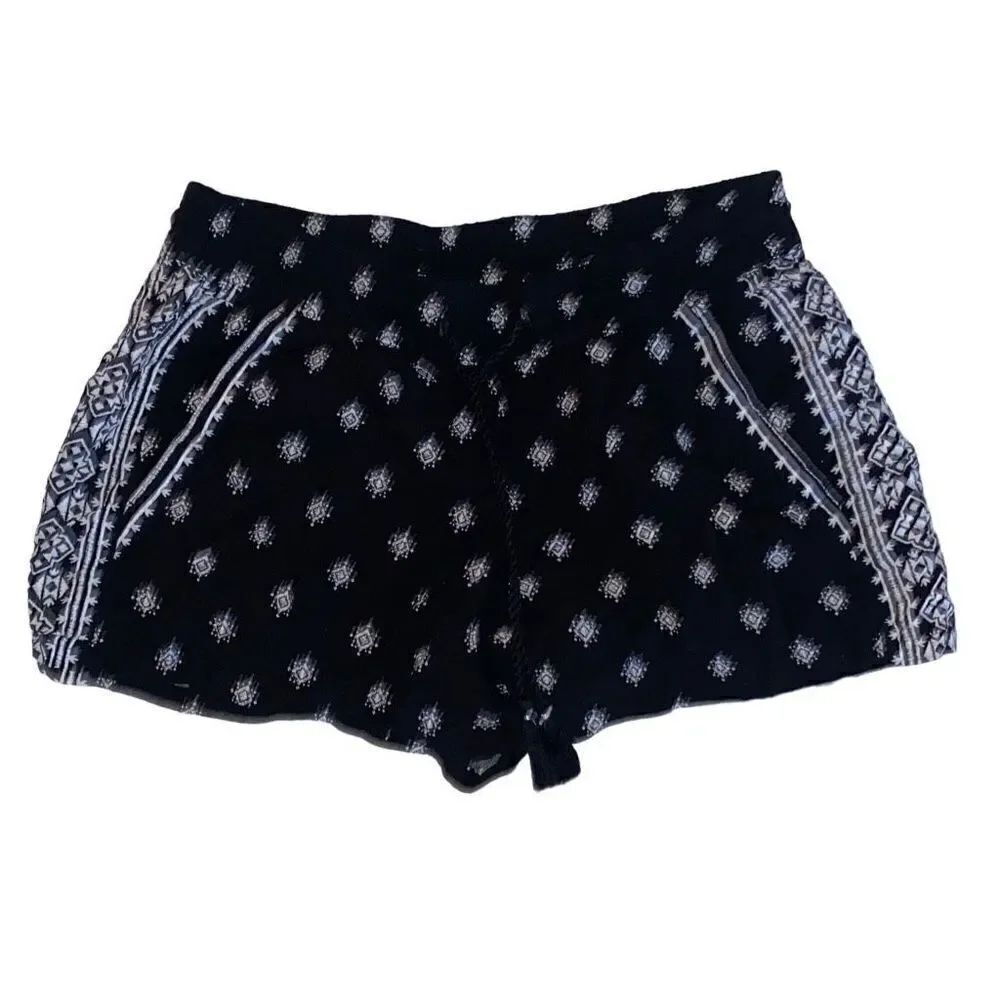 Ladies Old Navy Shorts